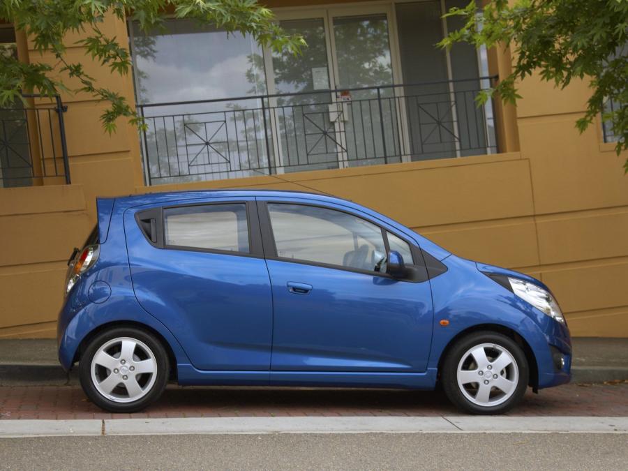  Holden Barina Spark 2010 года  (фото 27 из 40)